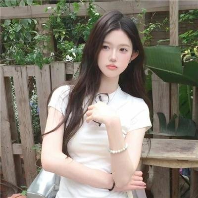 娇娃闹军营